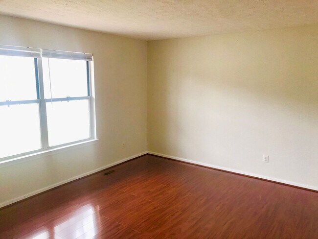 Foto del edificio - Spacious 3 Bedroom Single Family Home in B...