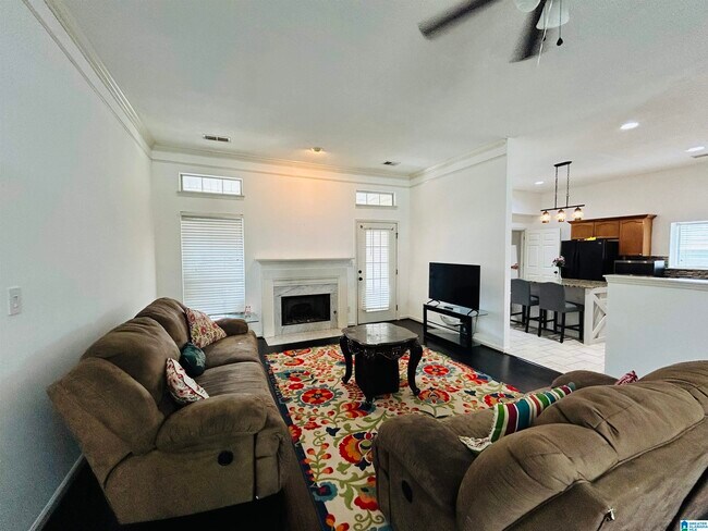 Foto del edificio - 151 Stratford Cir