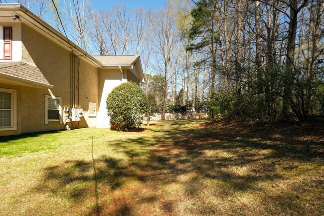 Building Photo - 1535 Cedar Shoals Dr