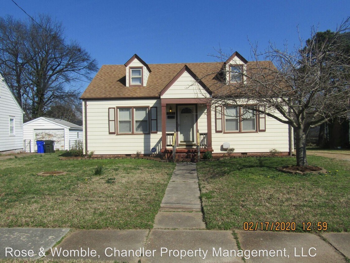 Foto principal - 4 br, 1 bath House - 1360 E Norcova Drive