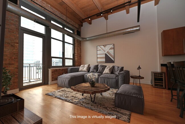 Foto del edificio - 770 W Gladys Ave