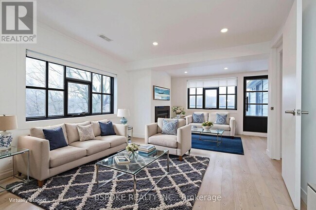 Photo du bâtiment - 462 Kingston Rd