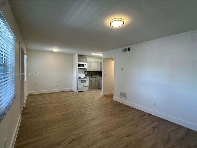 Foto del edificio - 2910 Pierce St