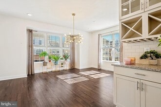 Building Photo - 2762 Lady Slipper Rd