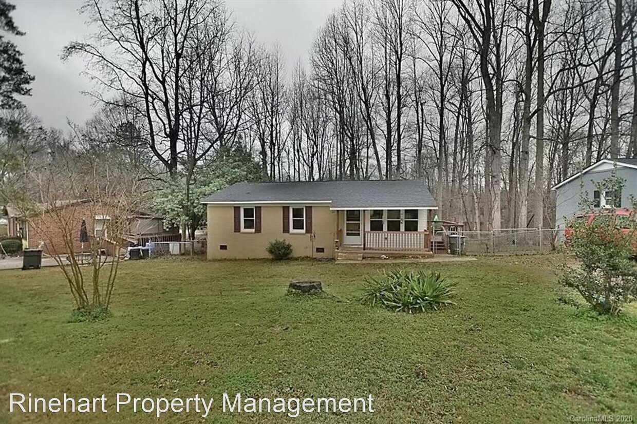 Primary Photo - 3 br, 2 bath House - 126 Valley Road
