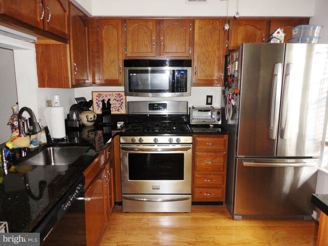 Building Photo - 4603 Adelaide Dr