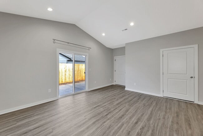 Building Photo - 13432 Haskell Ct