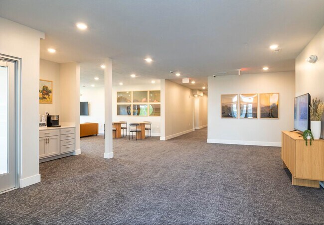 Foto del edificio - Vervain-1 Bedroom + Den B