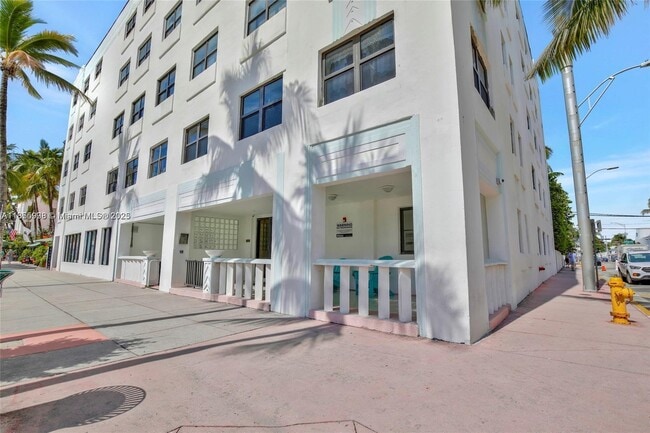Building Photo - 1390 Ocean Dr
