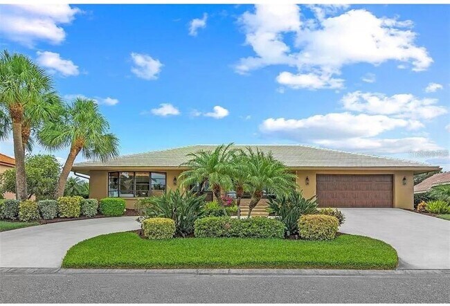 Building Photo - 228 Lookout Point Dr