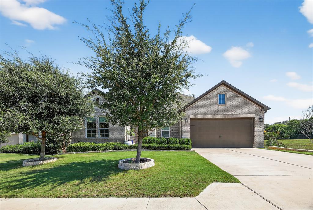 Foto principal - 912 Elenora Dr