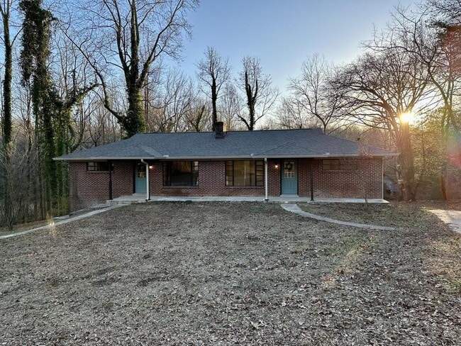 Building Photo - 741 Barron Dr
