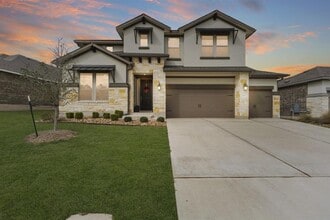 Building Photo - 104 Scenic Hills Cir