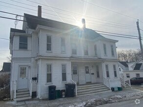 Building Photo - 23 Summer St