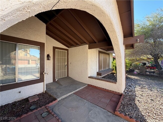 Foto del edificio - 1560 Elaine Dr