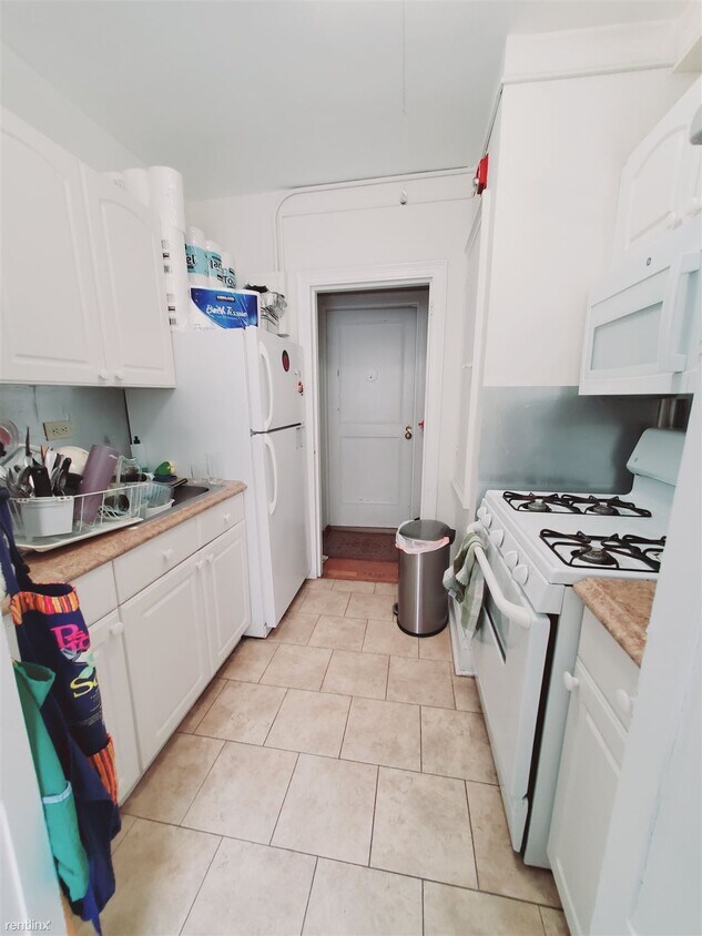 Foto principal - 2 br, 1 bath Condo - 22 Spring St Unit C