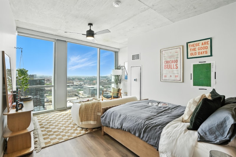 Foto principal - 1117 W Carroll Ave