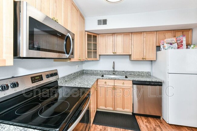 Building Photo - 4534 Conwell Dr