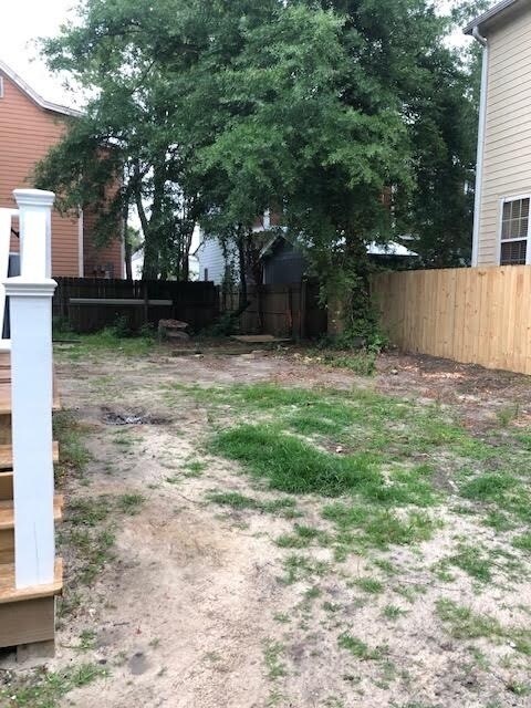 Building Photo - 23 Strawberry Ln