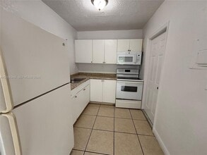Building Photo - 8287 NE Miami Ct