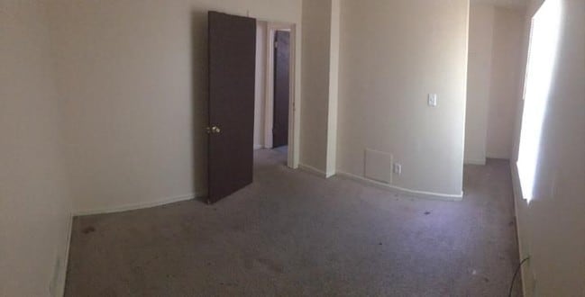 Building Photo - 2104 W. Highland Blvd - 3 Bedroom Townhouse