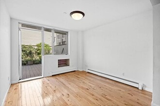 Building Photo - 93 Wyckoff Ave