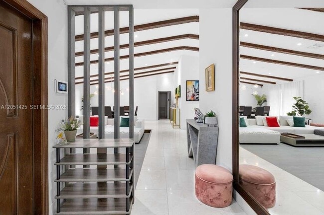 Foto del edificio - 3520 N 32nd Terrace