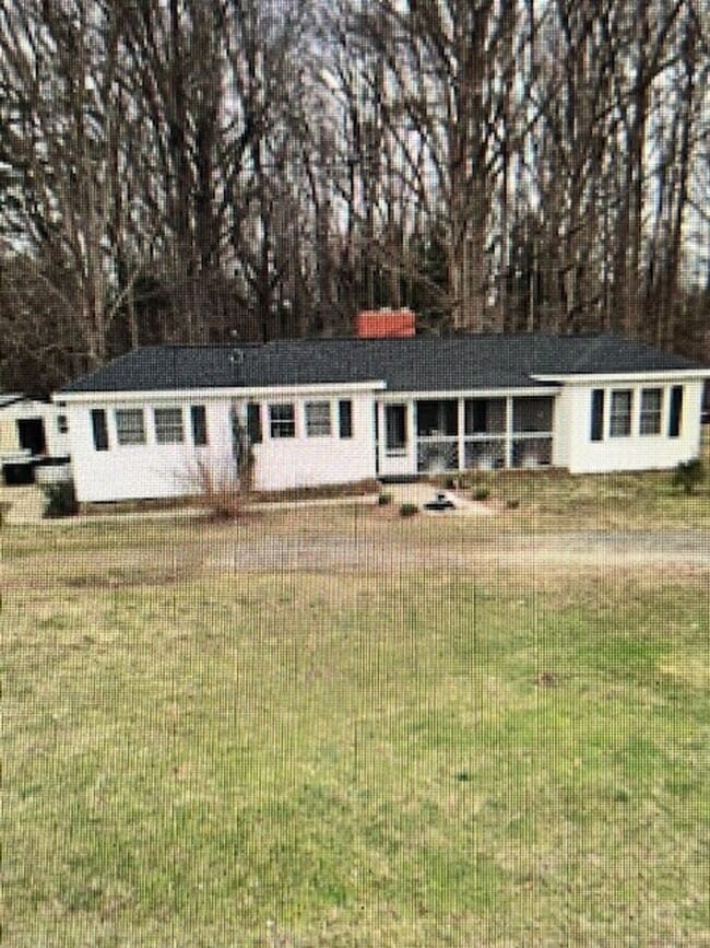 Building Photo - 290 S Paraham Rd