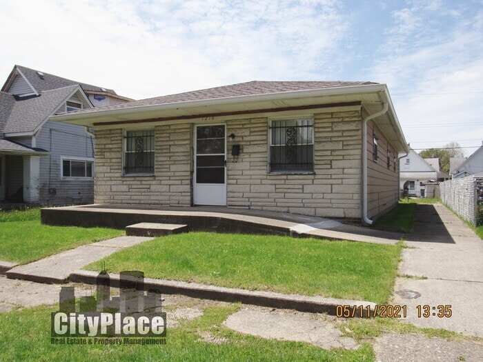 Primary Photo - 1218 Harlan St, Indpls, IN 46203
