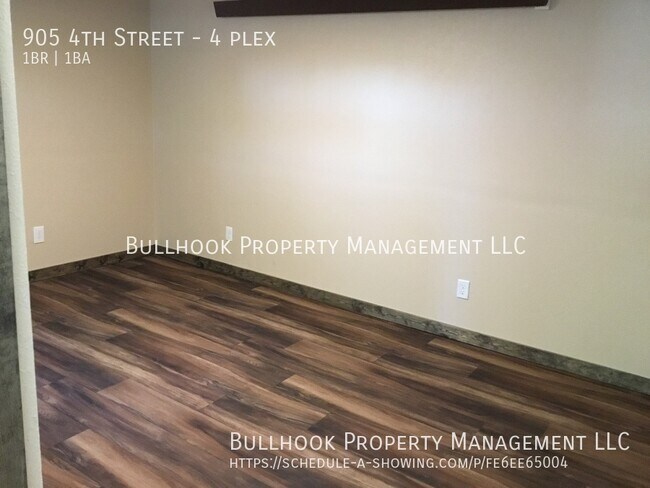 Foto del edificio - 905 4th St