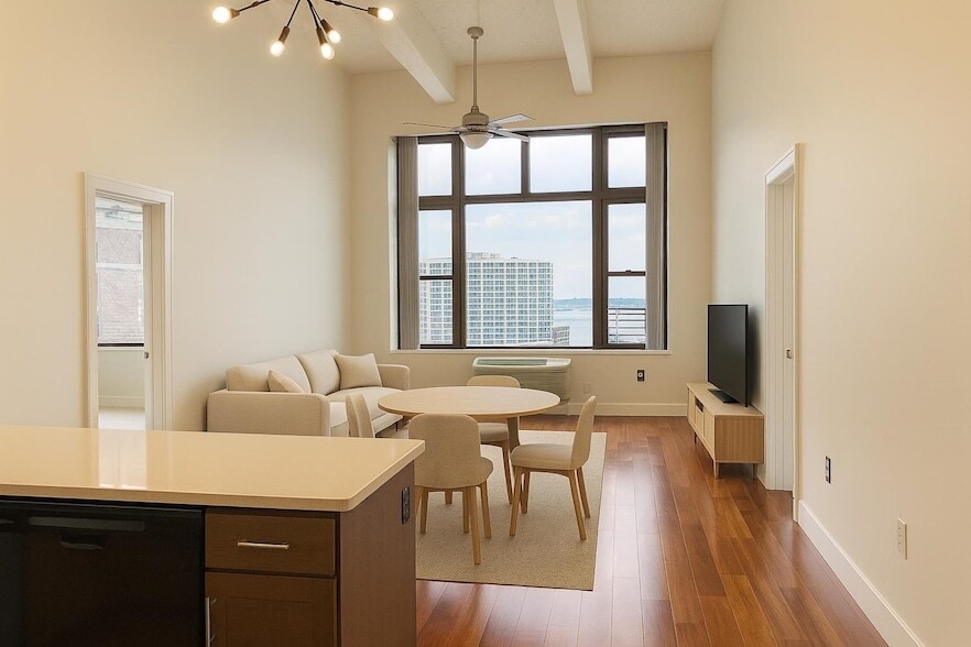 Photo - 1500 Washington Street Unit 8i