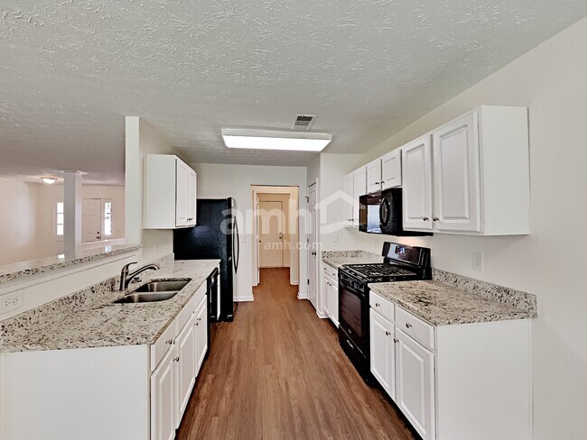 Foto del edificio - 361 Red Maple Way