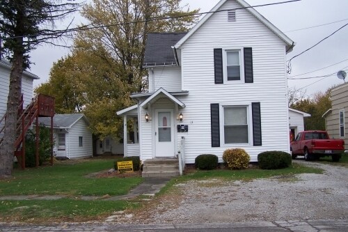 Primary Photo - 13 Earl Ave
