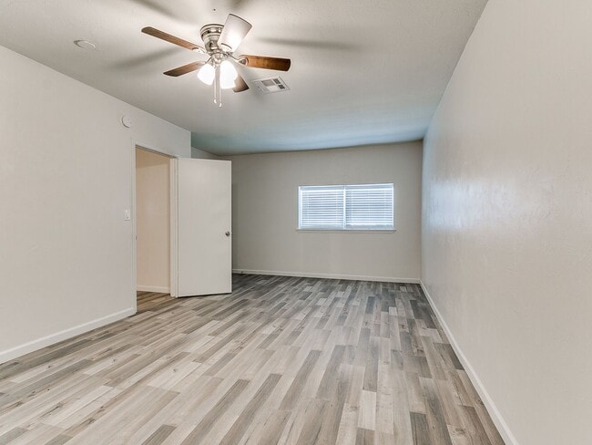 Photo - 4 Bedroom/2 Bath home with fenced yard.