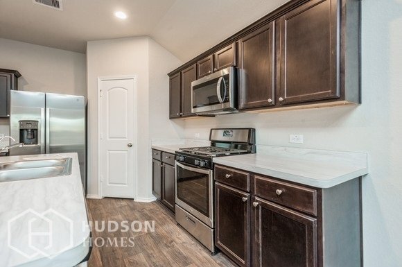 Foto del edificio - NEW CONSTRUCTION NOW AVAILABLE! 5127 Jaspe...