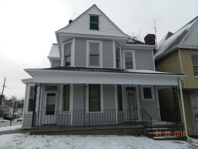 Foto del edificio - 40 E Hallam Ave