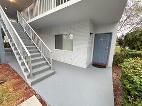 Building Photo - 10601 NW 45th St