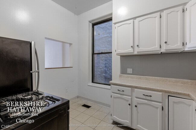 Foto del edificio - 2235 N Halsted Street