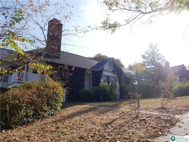 Building Photo - 2110 Walnut St