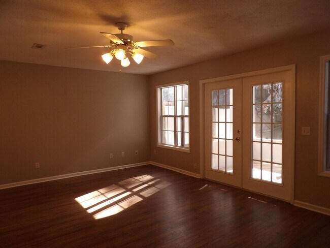 Foto del edificio - Sandy Oak Townhomes, Enterprise, AL