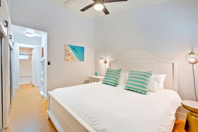 Foto del edificio - 8034 La Jolla Shores Dr