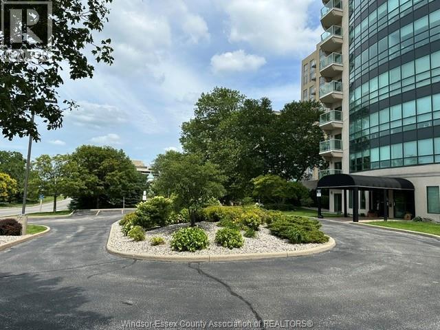 Building Photo - 4789 Riverside Dr E