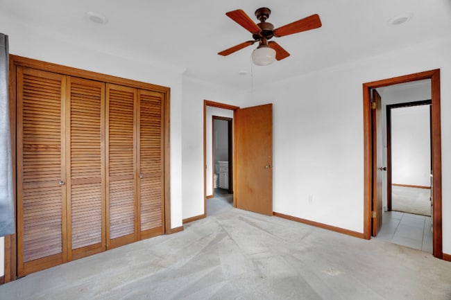 Building Photo - 1097 Van Norman Curv