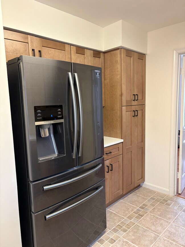 Foto del edificio - 14208 Greenview Dr