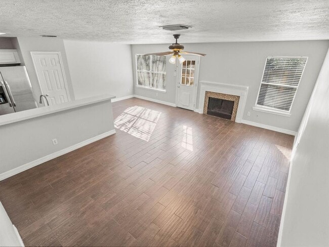 Building Photo - 239 Blushwood Pl