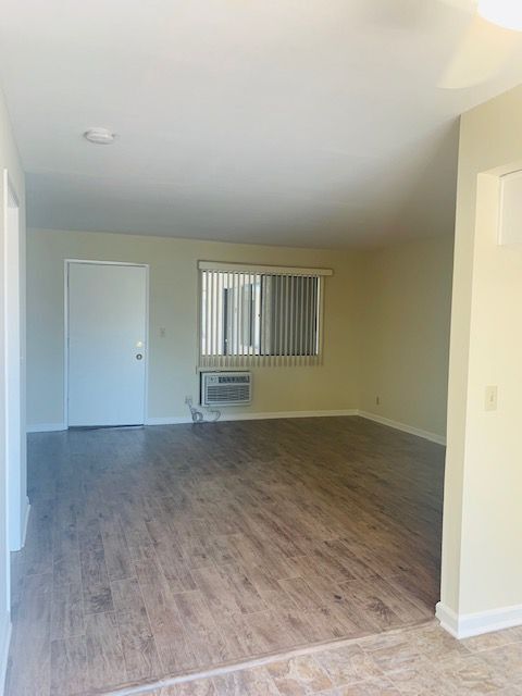 Foto del edificio - 1920 Peyton Ave