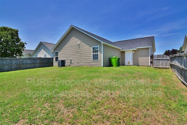 Building Photo - 321 Legend Oaks Dr