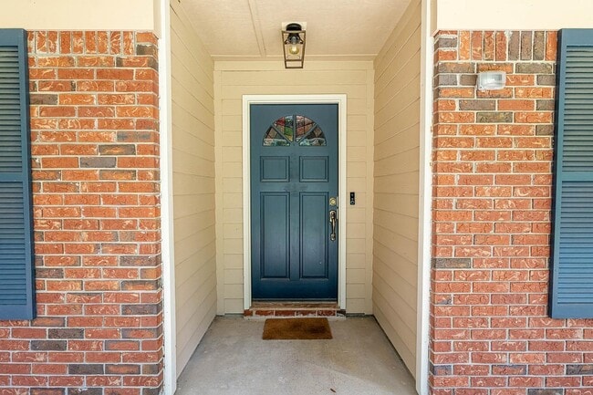 Building Photo - 4679 Inisheer Dr