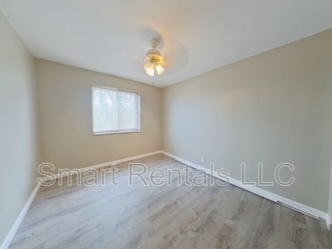 Building Photo - 4304 Fairview Ave