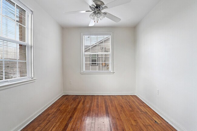 Foto del edificio - 4236 Perkins Rd